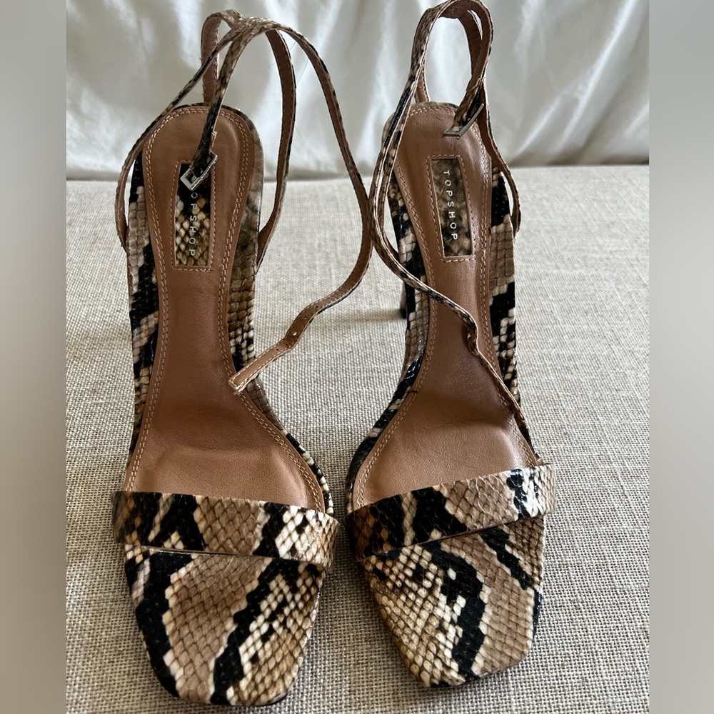 New Topshop Saskia Ankle strap with tag.